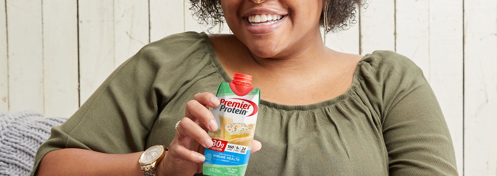A photo of Premier Protein Cake Batter Delight Protein Shake.