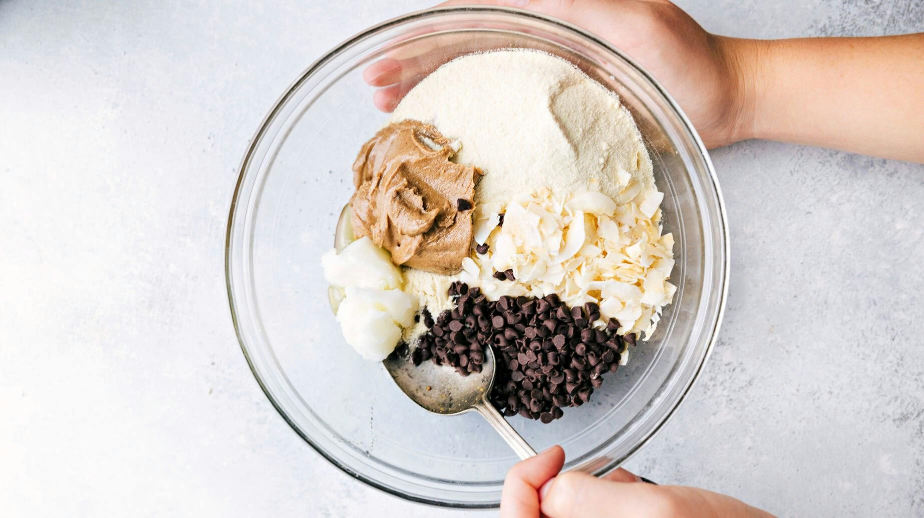 Recipe image for BARRES PROTÉINÉES AUX AMANDES ET NOIX DE COCO.